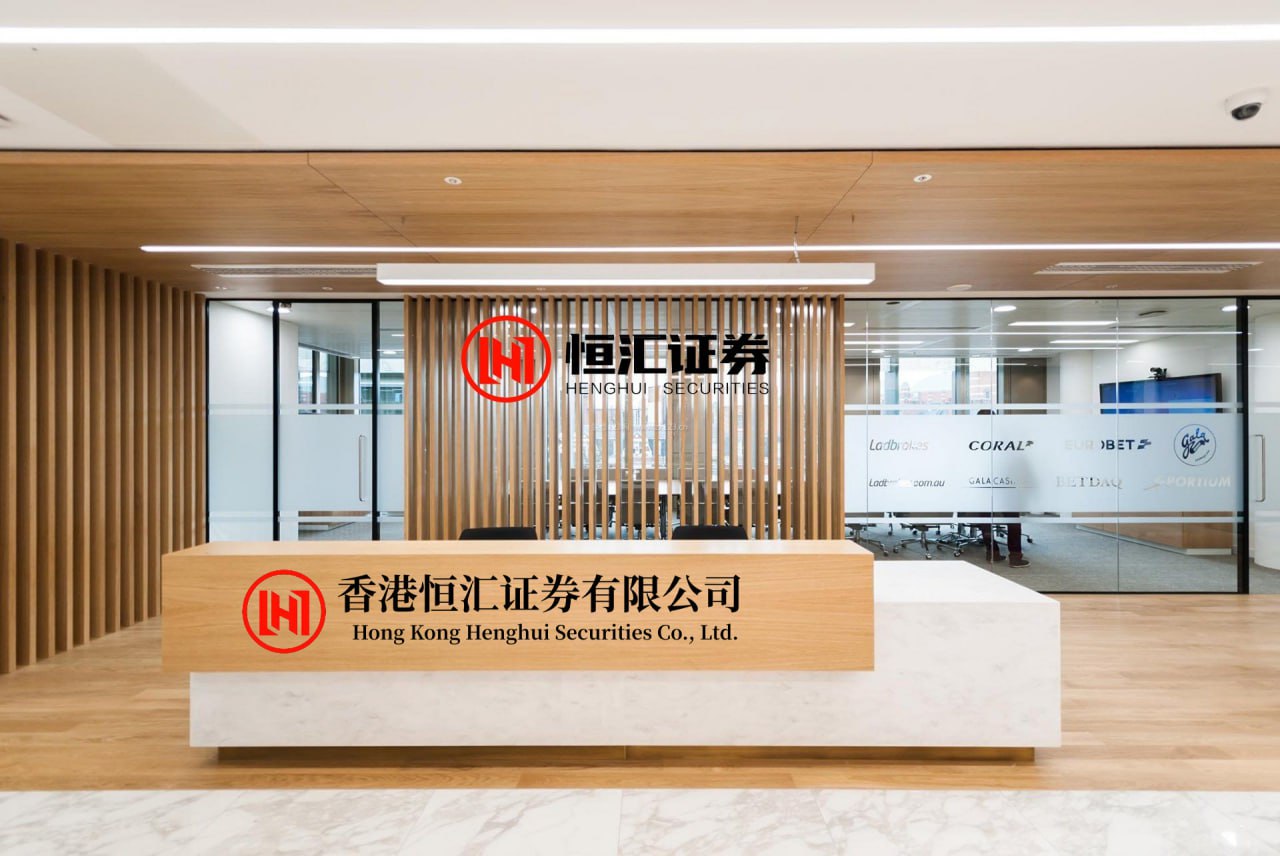 金瑞鼎盛配资 高铁充电口上演“归属权”之争，12306回应......